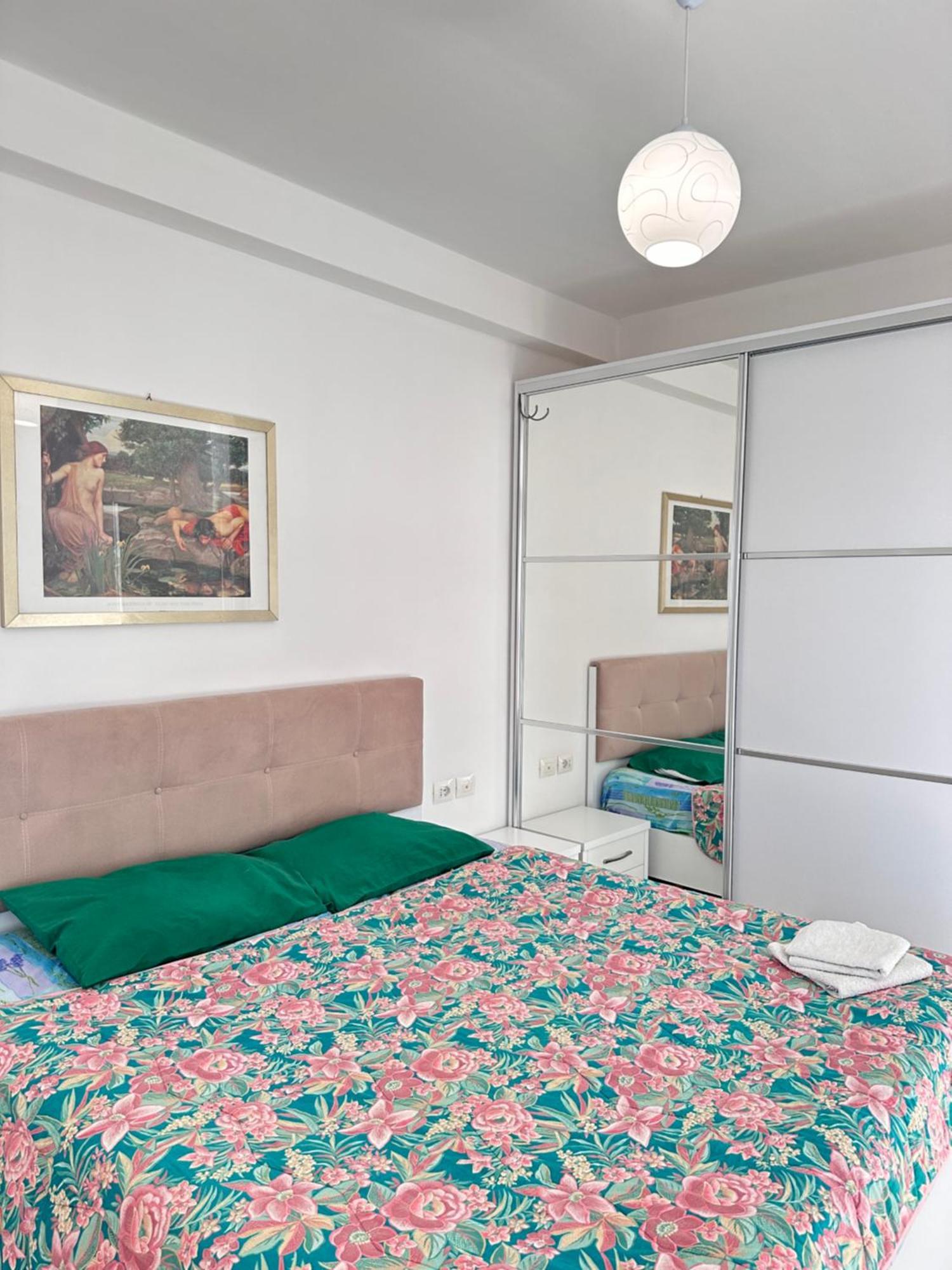 Bay View Apartment Sarande Exterior photo